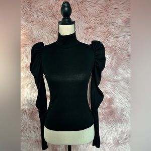 Long sleeve delicate push should top